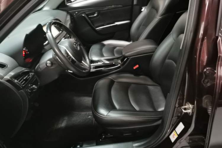 Used GAC Trumpchi GA6 2016 235T DCT Luxury Edition Left Front Seat
