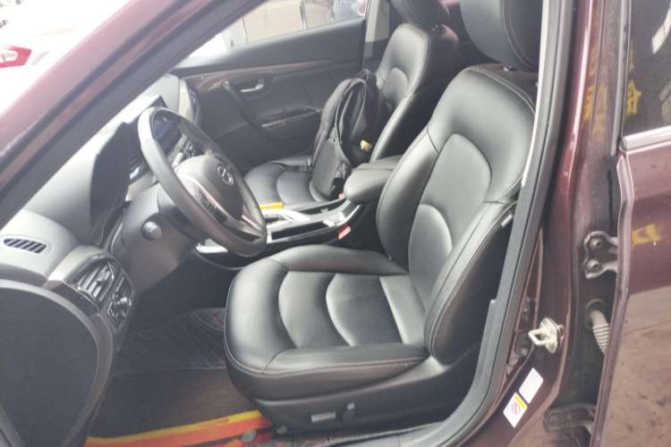 Used GAC Trumpchi GA6 2016 235T DCT Elite Edition Left Front Seat