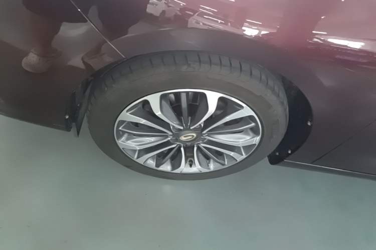 Used GAC Trumpchi GA6 2016 235T DCT Luxury Edition Left Front Wheel Hub