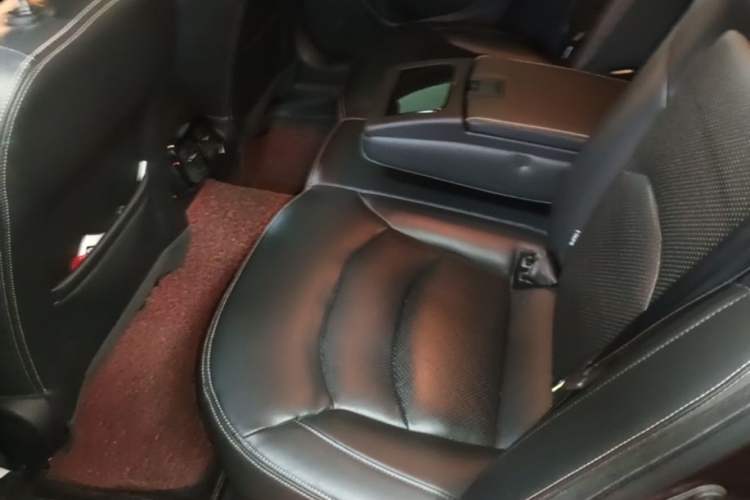 Used GAC Trumpchi GA6 2016 235T DCT Luxury Edition Left Rear Seat