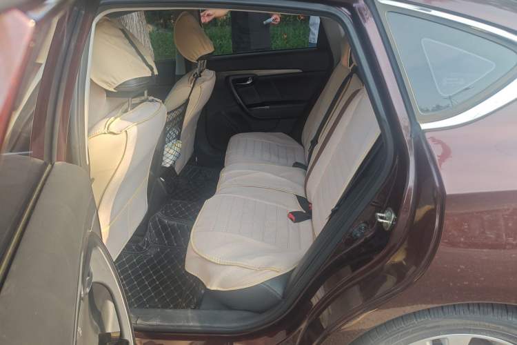 Used GAC Trumpchi GA6 2016 235T DCT Elite Edition Left Rear Seat