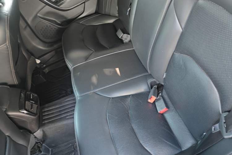 Used GAC Trumpchi GA6 2016 235T DCT Luxury Edition Left Rear Seat