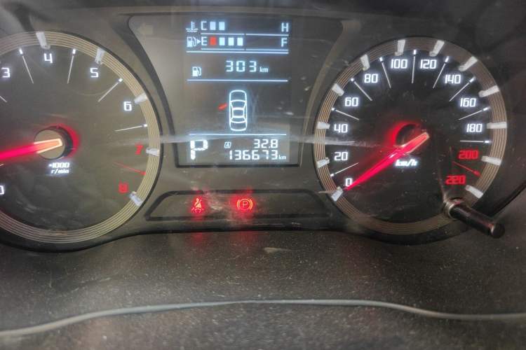 Used GAC Trumpchi GA6 2016 235T DCT Elite Edition Odometer Close Up