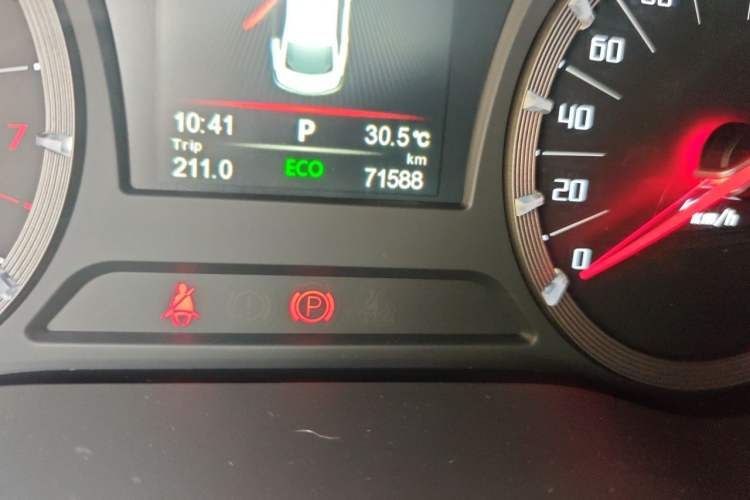 Used GAC Trumpchi GA6 2016 235T DCT Luxury Edition Odometer Close Up