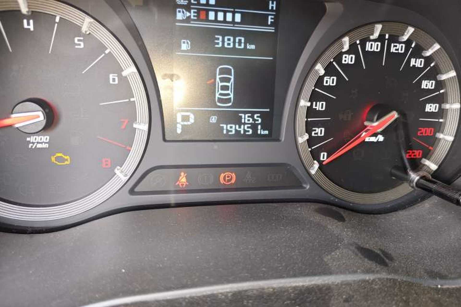 Used GAC Trumpchi GA6 2016 235T DCT Elite Edition Odometer Close Up