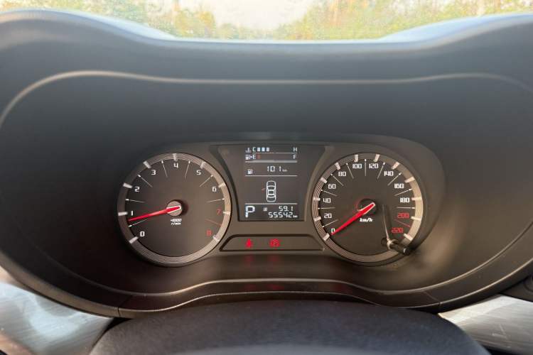 Used GAC Trumpchi GA6 2016 235T DCT Elite Edition Odometer Close Up