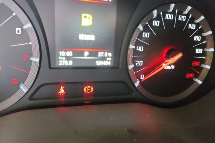 Used GAC Trumpchi GA6 2016 235T DCT Elite Edition Odometer Close Up