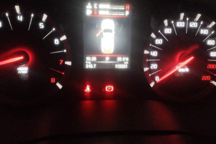 Used GAC Trumpchi GA6 2016 235T DCT Luxury Edition Odometer Close Up