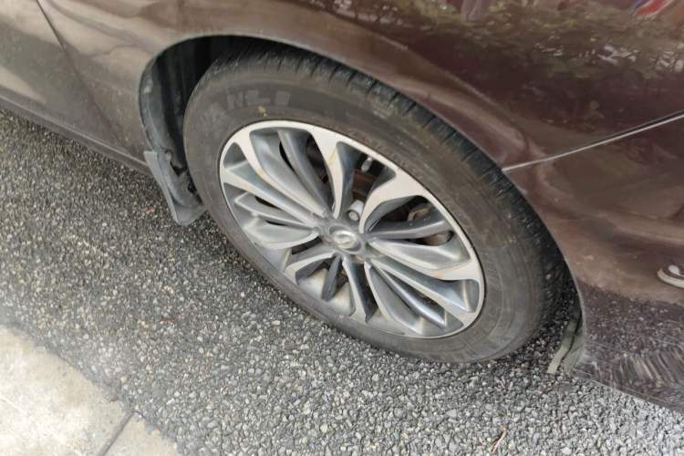 Used GAC Trumpchi GA6 2016 235T DCT Luxury Edition Right Front Wheel Hub
