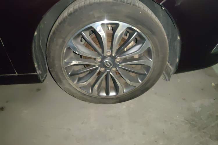 Used GAC Trumpchi GA6 2016 235T DCT Luxury Edition Right Front Wheel Hub