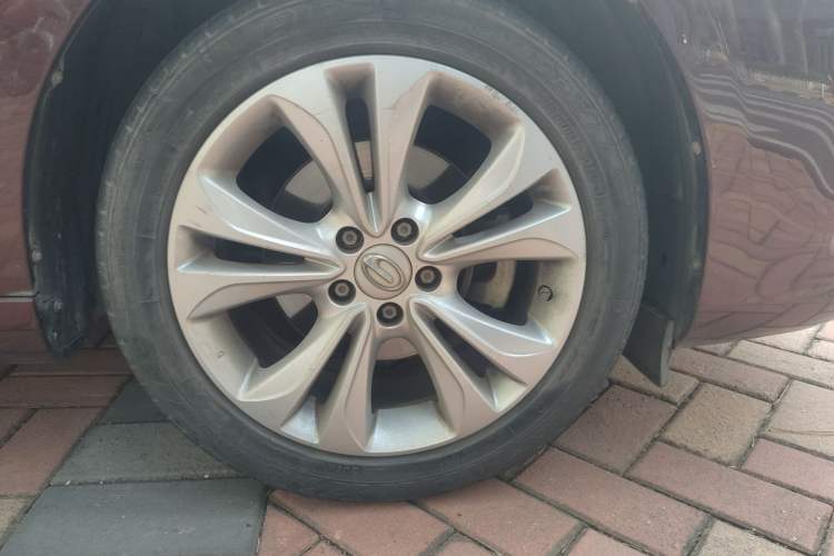 Used GAC Trumpchi GA6 2016 235T Manual Elite Edition Right Front Wheel Hub