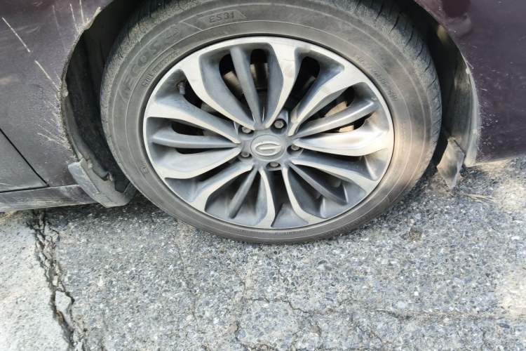 Used GAC Trumpchi GA6 2016 235T DCT Luxury Edition Right Front Wheel Hub