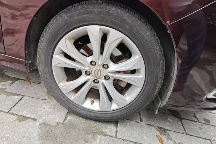 Used GAC Trumpchi GA6 2016 235T Manual Elite Edition Right Front Wheel Hub