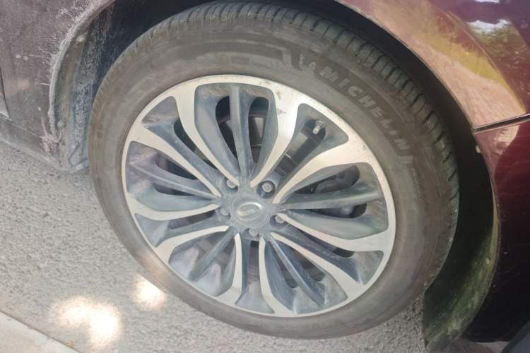 Used GAC Trumpchi GA6 2016 235T DCT Luxury Edition Right Front Wheel Hub