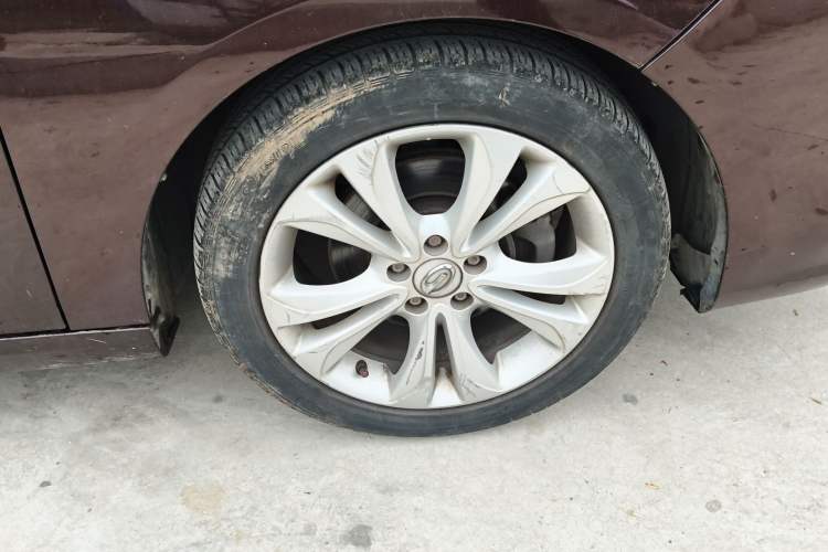 Used GAC Trumpchi GA6 2016 235T DCT Elite Edition Right Front Wheel Hub