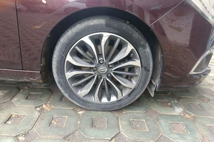Used GAC Trumpchi GA6 2016 235T DCT Luxury Edition Right Front Wheel Hub