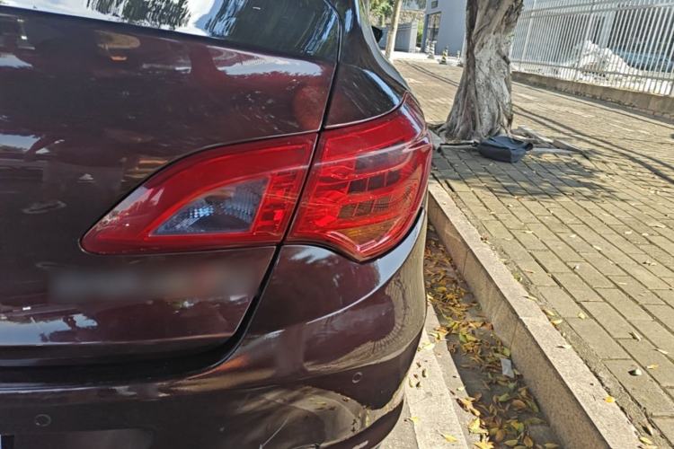 Used GAC Trumpchi GA6 2016 235T DCT Luxury Edition Right Rear Taillight