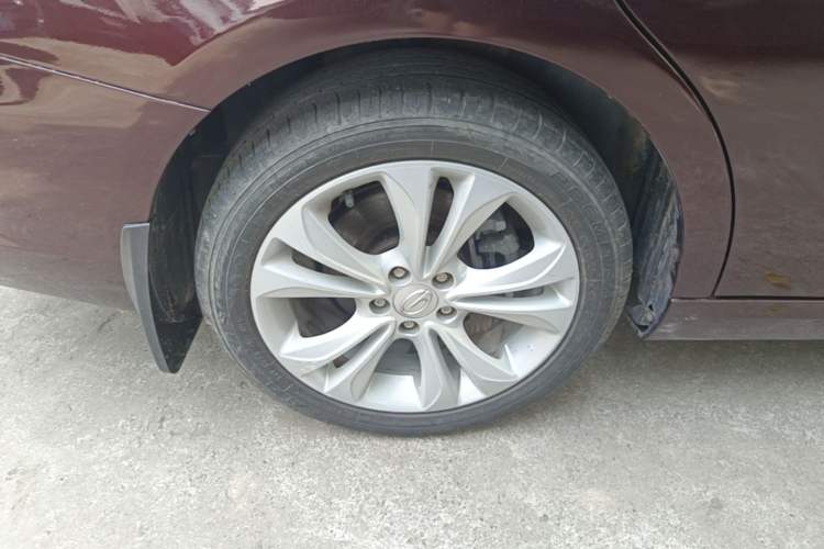 Used GAC Trumpchi GA6 2016 235T Manual Elite Edition Right Rear Wheel Hub