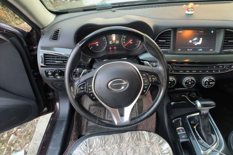 Used GAC Trumpchi GA6 2016 235T DCT Luxury Edition Steering Wheel