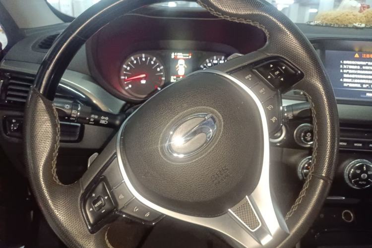 Used GAC Trumpchi GA6 2016 235T DCT Luxury Edition Steering Wheel