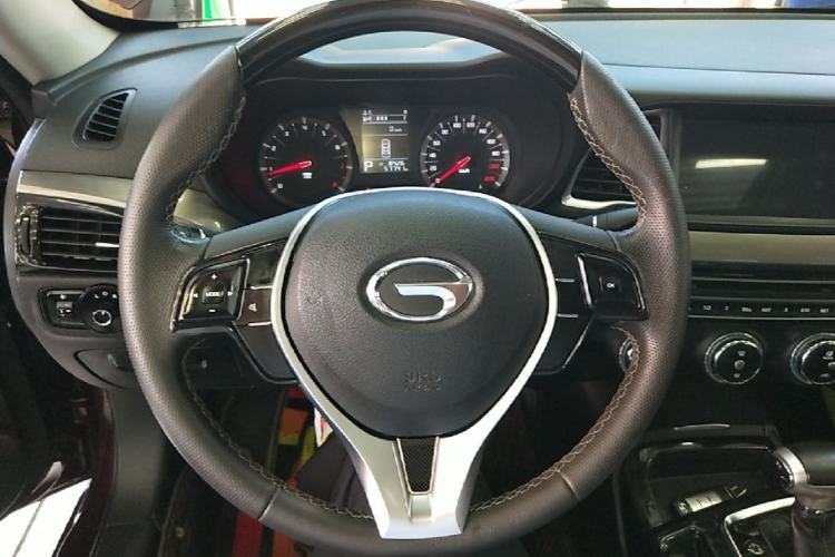 Used GAC Trumpchi GA6 2016 235T DCT Elite Edition Steering Wheel
