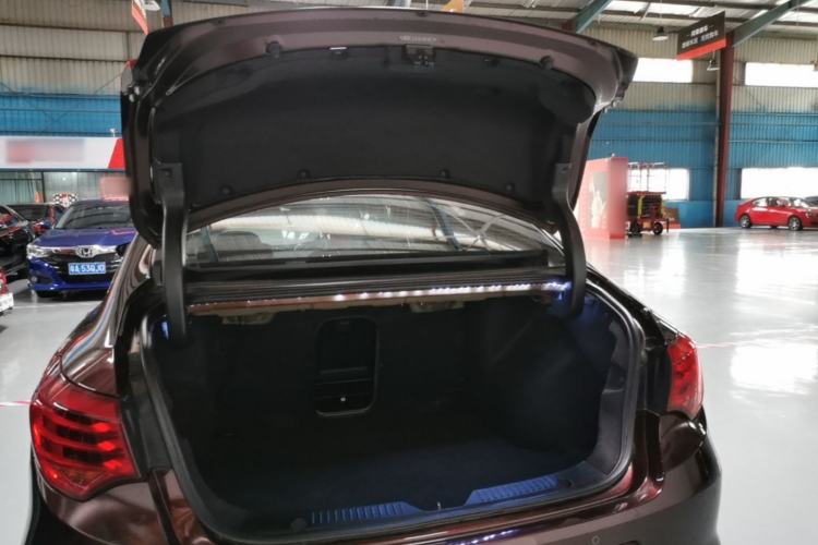 Used GAC Trumpchi GA6 2016 235T DCT Luxury Edition Trunk