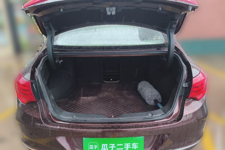 Used GAC Trumpchi GA6 2016 235T DCT Luxury Edition Trunk