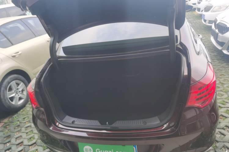 Used GAC Trumpchi GA6 2016 235T DCT Elite Edition Trunk