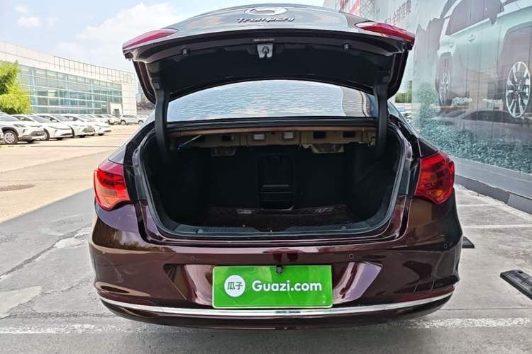 Used GAC Trumpchi GA6 2016 235T DCT Elite Edition Trunk