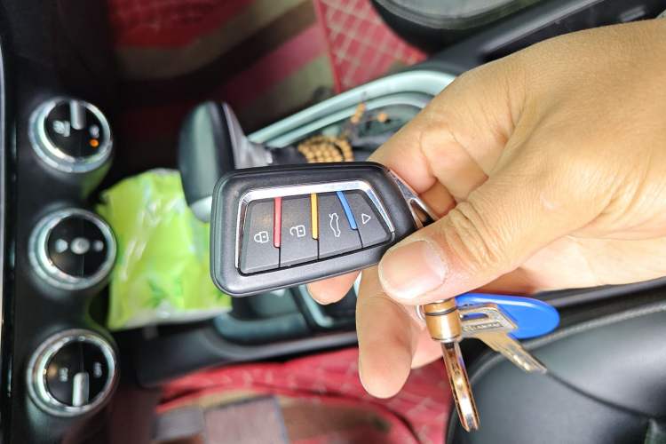 Used GAC Trumpchi GA6 2016 235T DCT Elite Edition Vehicle Key