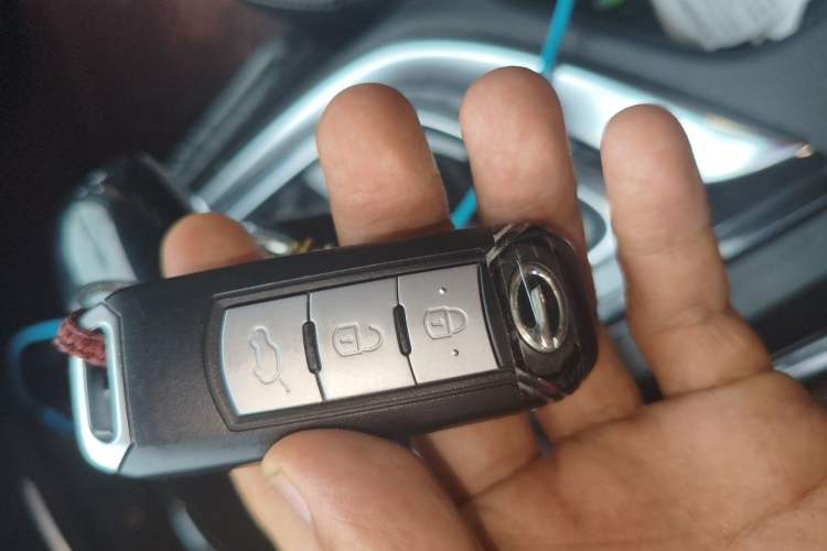 Used GAC Trumpchi GA6 2016 235T DCT Elite Edition Vehicle Key