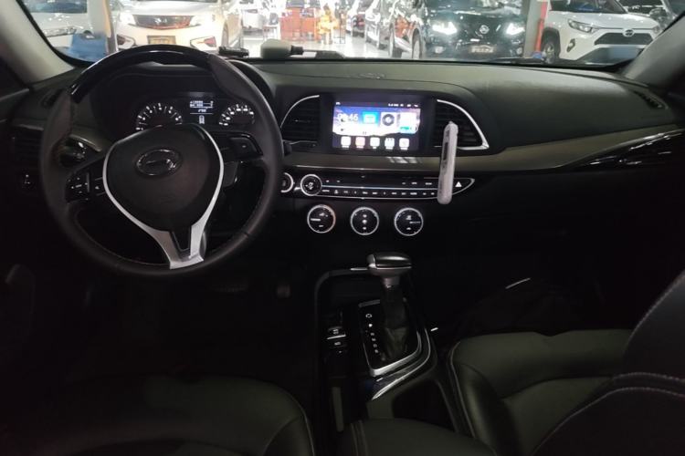 Used GAC Trumpchi GA6 2016 235T DCT Elite Edition Center Console