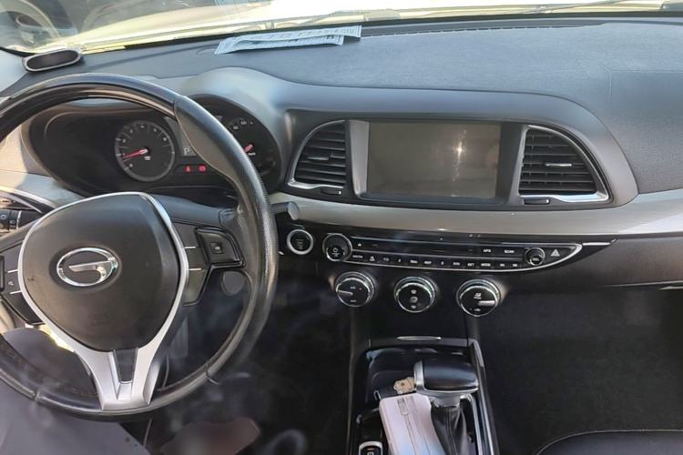 Used GAC Trumpchi GA6 2016 235T DCT Elite Edition Center Console