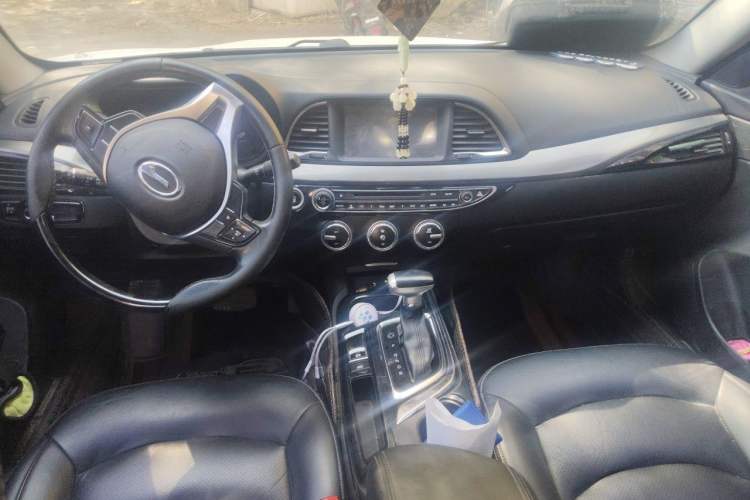 Used GAC Trumpchi GA6 2016 235T DCT Elite Edition Center Console