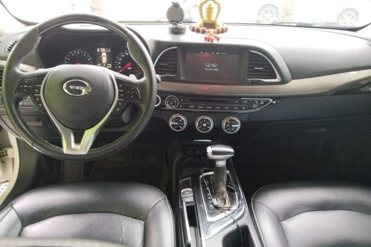 Used GAC Trumpchi GA6 2016 235T DCT Luxury Edition Center Console