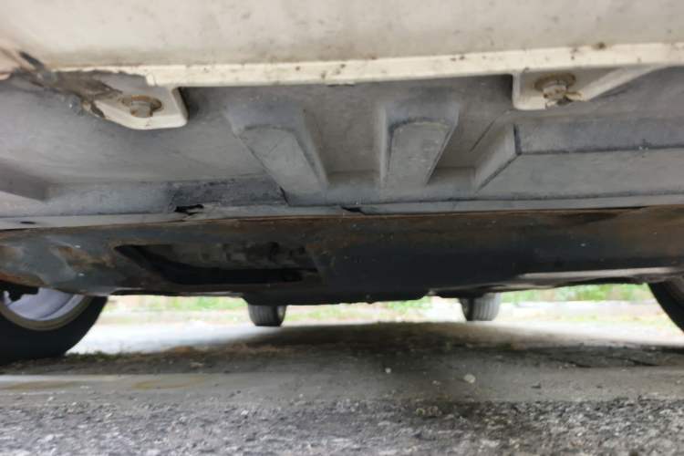 Used GAC Trumpchi GA6 2016 235T DCT Elite Edition Chassis Front