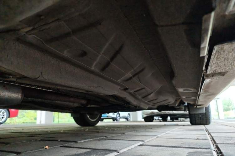 Used GAC Trumpchi GA6 2016 235T DCT Elite Edition Chassis Front Left