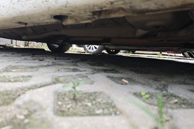 Used GAC Trumpchi GA6 2016 235T DCT Elite Edition Chassis Front Right
