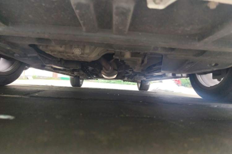 Used GAC Trumpchi GA6 2016 235T DCT Elite Edition Chassis Front