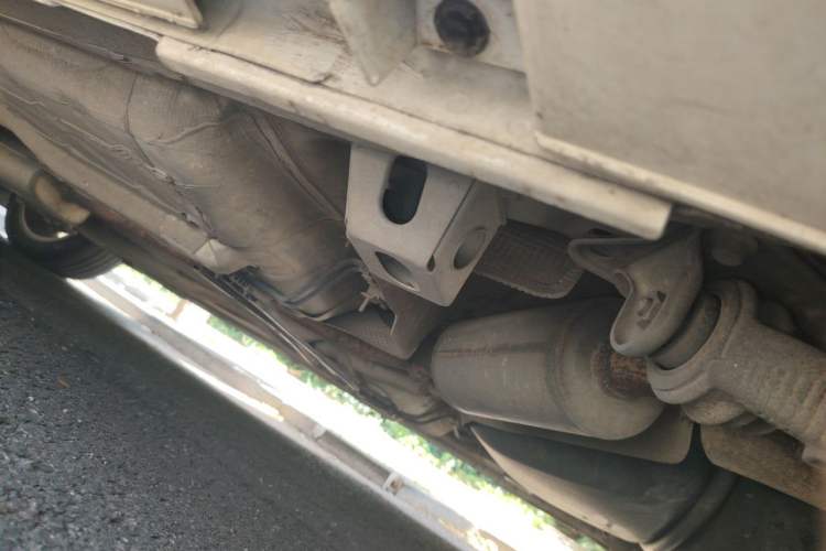 Used GAC Trumpchi GA6 2016 235T DCT Elite Edition Chassis Rear Left