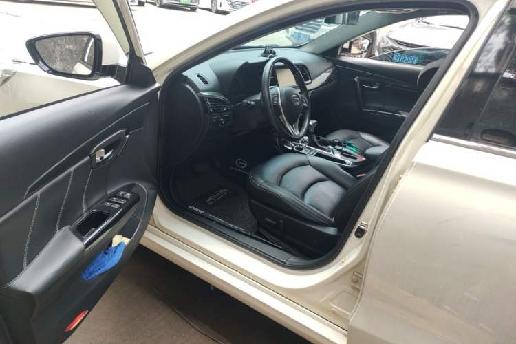 Used GAC Trumpchi GA6 2016 235T DCT Luxury Edition Driver Seat