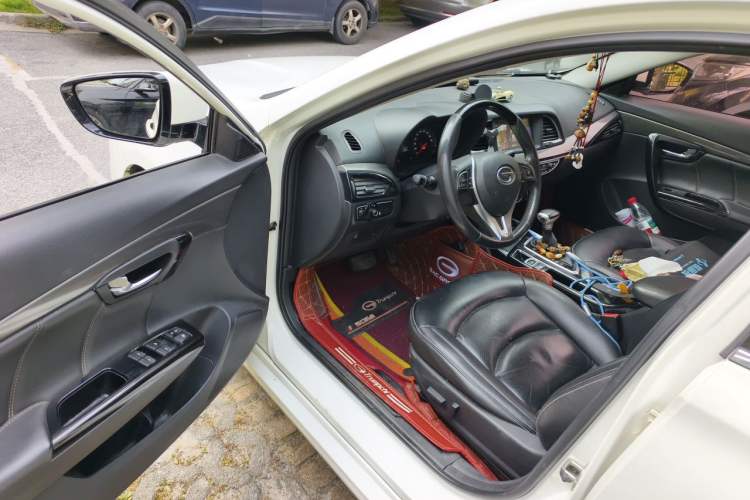 Used GAC Trumpchi GA6 2016 235T DCT Elite Edition Driver Seat