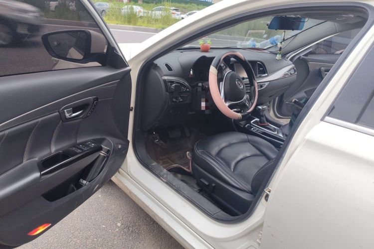 Used GAC Trumpchi GA6 2016 235T DCT Luxury Edition Driver Seat