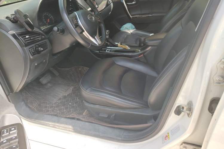 Used GAC Trumpchi GA6 2016 235T DCT Elite Edition Driver Seat