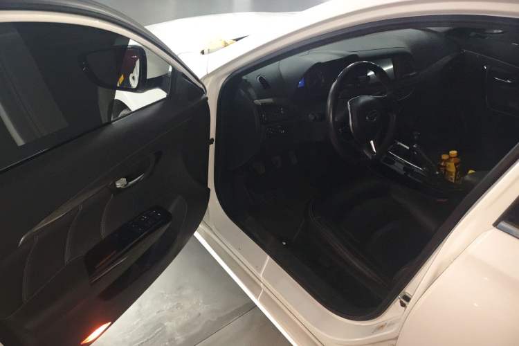 Used GAC Trumpchi GA6 2016 235T Manual Elite Edition Driver Seat