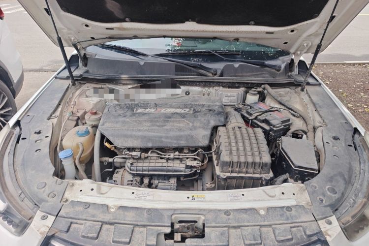 Used GAC Trumpchi GA6 2016 235T DCT Elite Edition Engine Bay