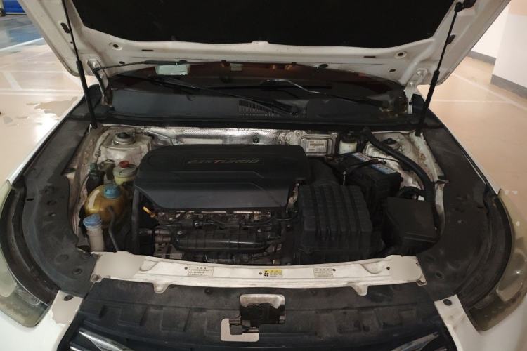 Used GAC Trumpchi GA6 2016 235T DCT Luxury Edition Engine Bay
