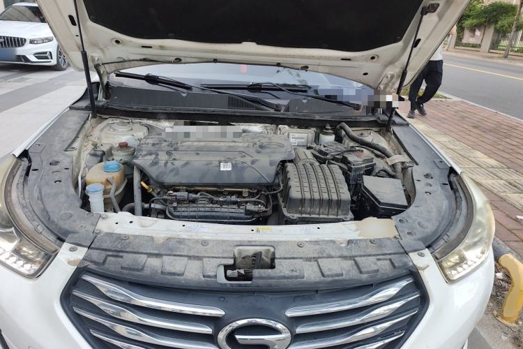 Used GAC Trumpchi GA6 2016 235T DCT Elite Edition Engine Bay