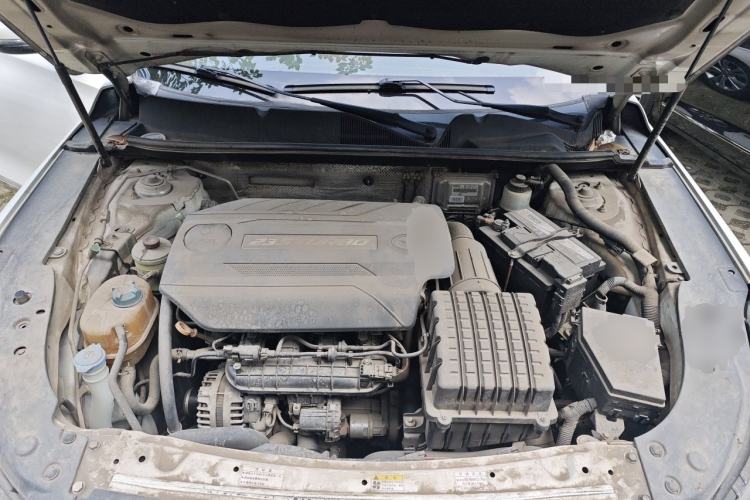 Used GAC Trumpchi GA6 2016 235T DCT Elite Edition Engine Bay