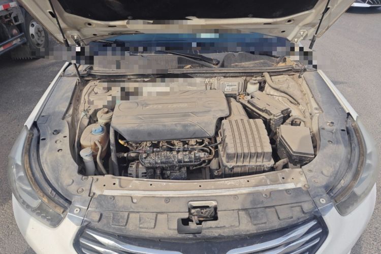 Used GAC Trumpchi GA6 2016 235T DCT Elite Edition Engine Bay